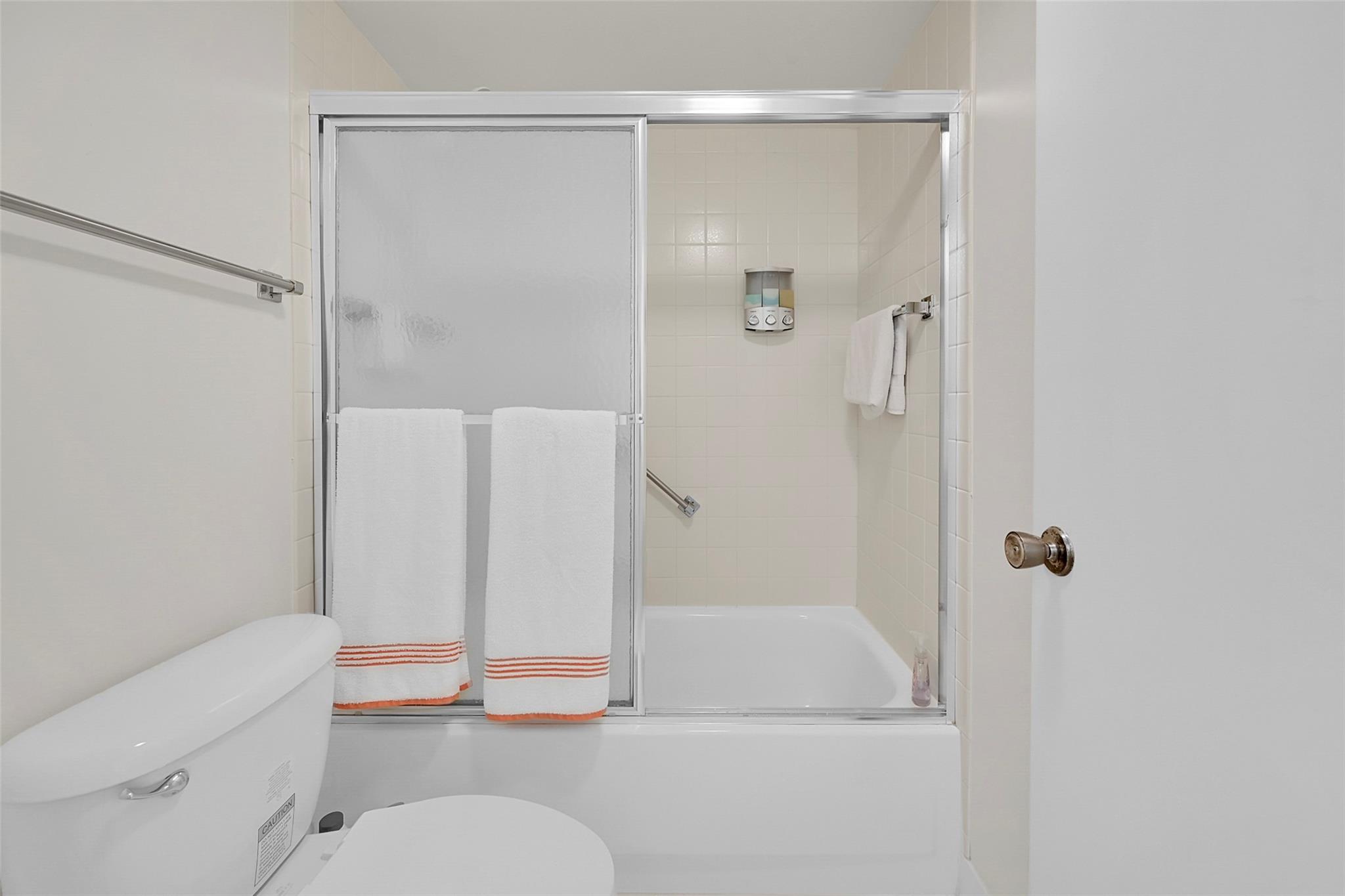 WYNMOOR VILLAGE - Residential