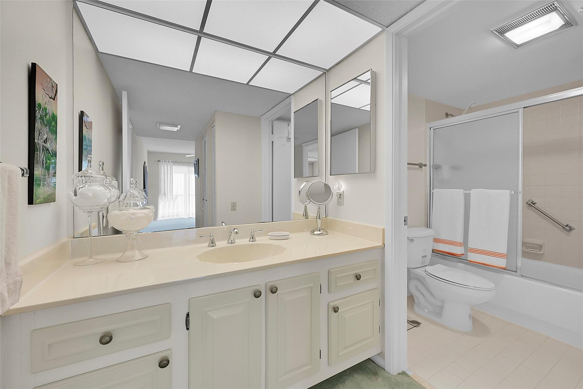 WYNMOOR VILLAGE - Residential