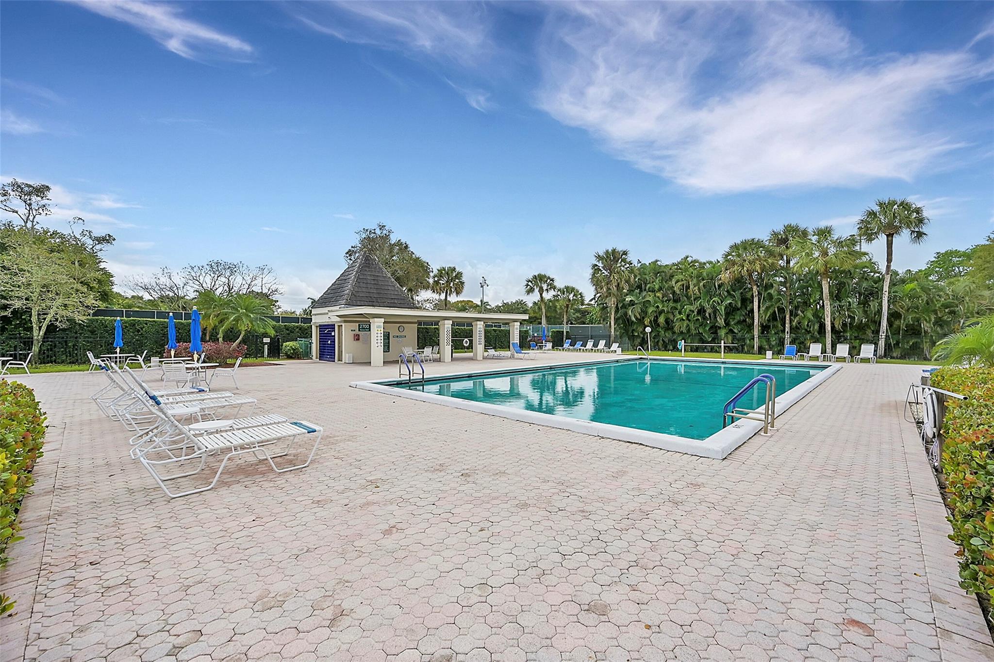 WYNMOOR VILLAGE - Residential