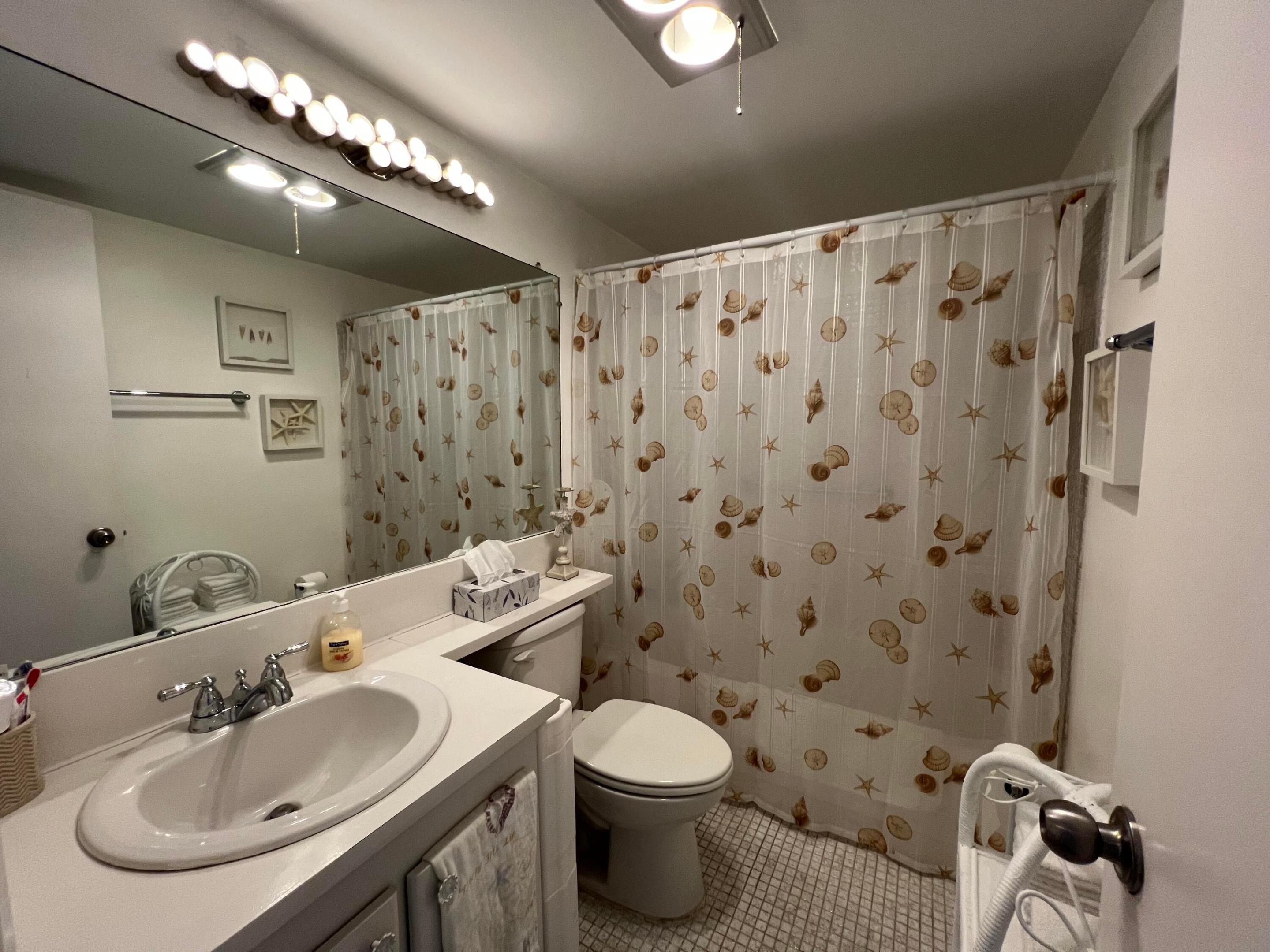 MARKHAM L CONDO - Residential