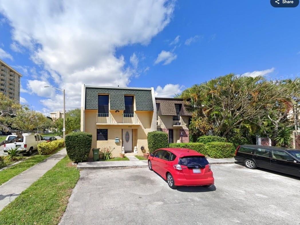 Investor Special – North Miami Opportunity!
Offered as-is, this property is perfect for investors, contractors, or developers looking to unlock serious value. Located in a sought-after North Miami neighborhood with strong comps and demand, this blank-slate opportunity allows you to design, rebuild, or redevelop to maximize returns.