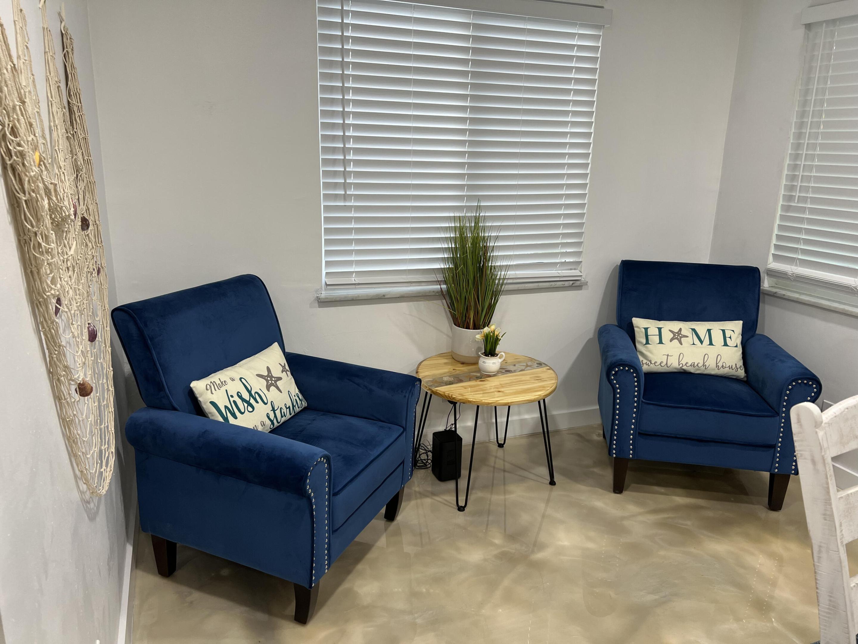 COLLIER MANOR FIRST ADD - Residential Lease