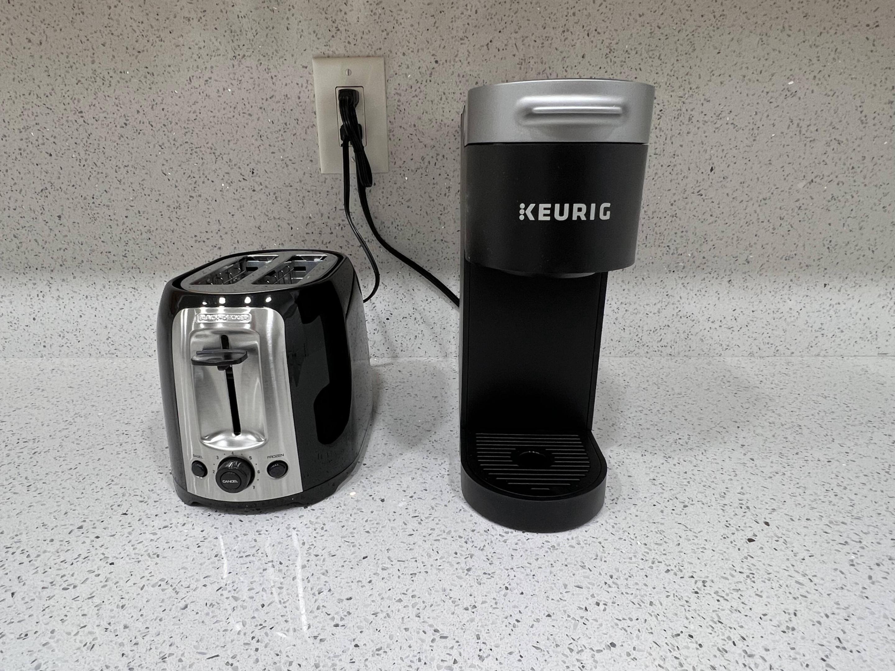 COLLIER MANOR FIRST ADD - Residential Lease