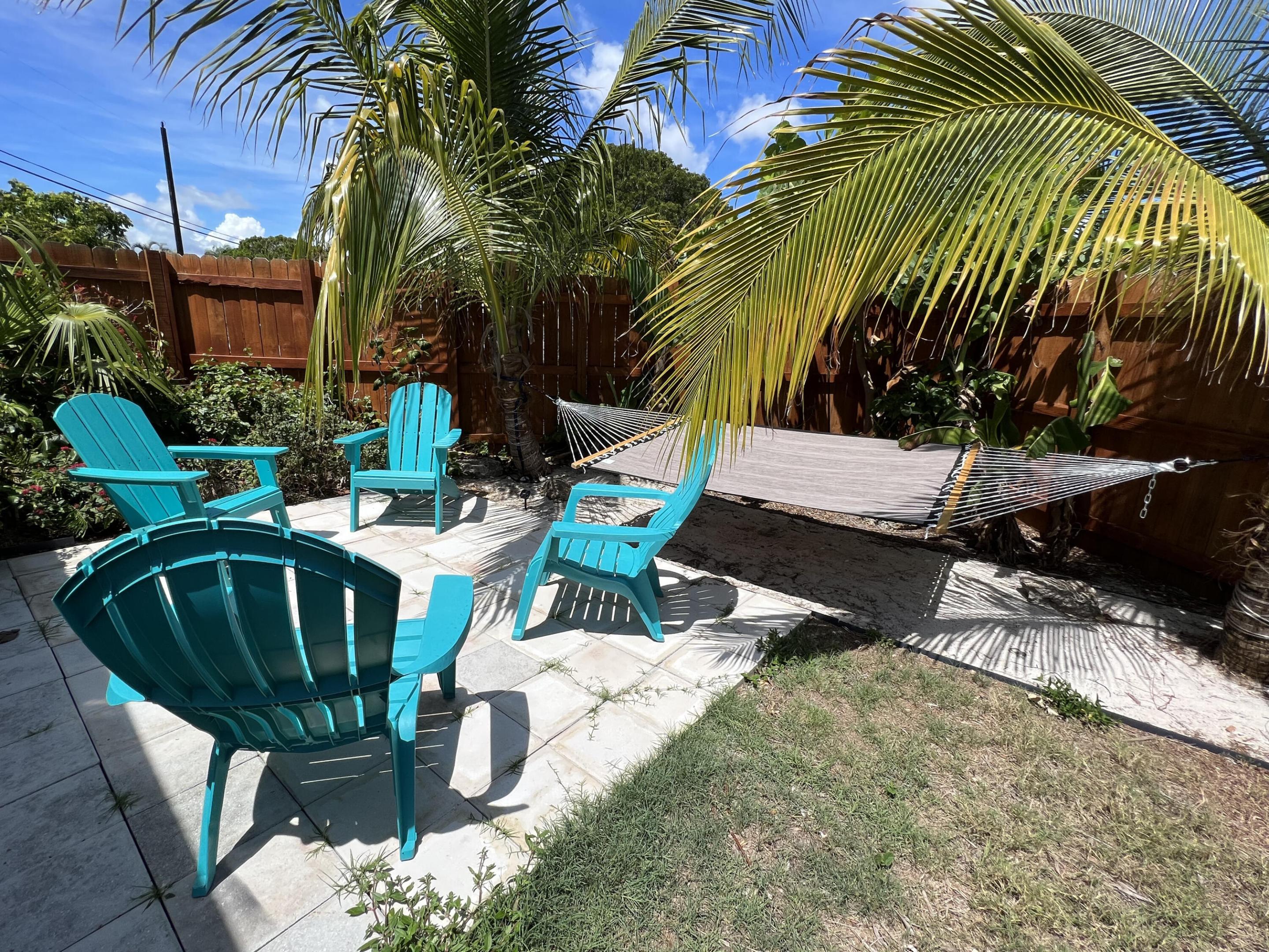 COLLIER MANOR FIRST ADD - Residential Lease