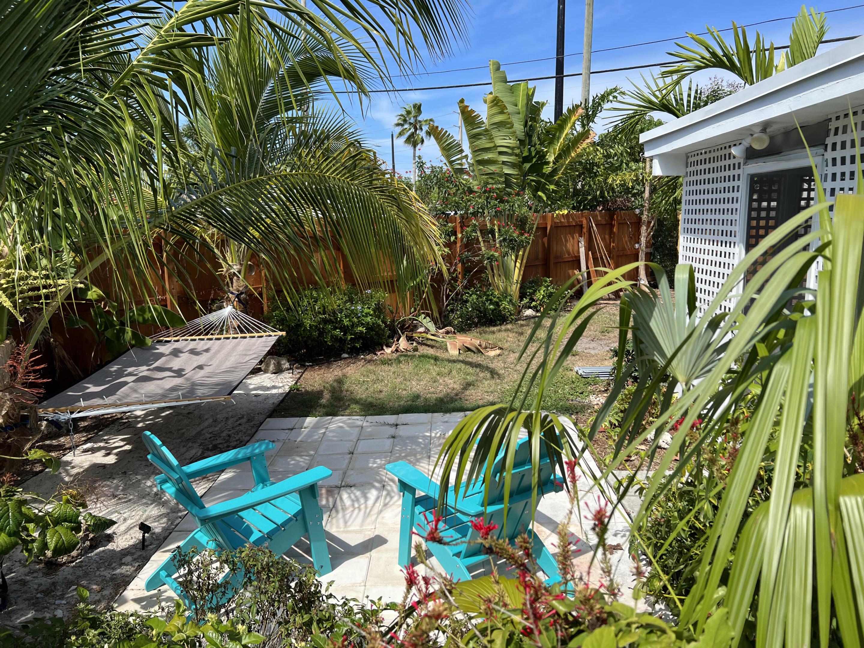 COLLIER MANOR FIRST ADD - Residential Lease