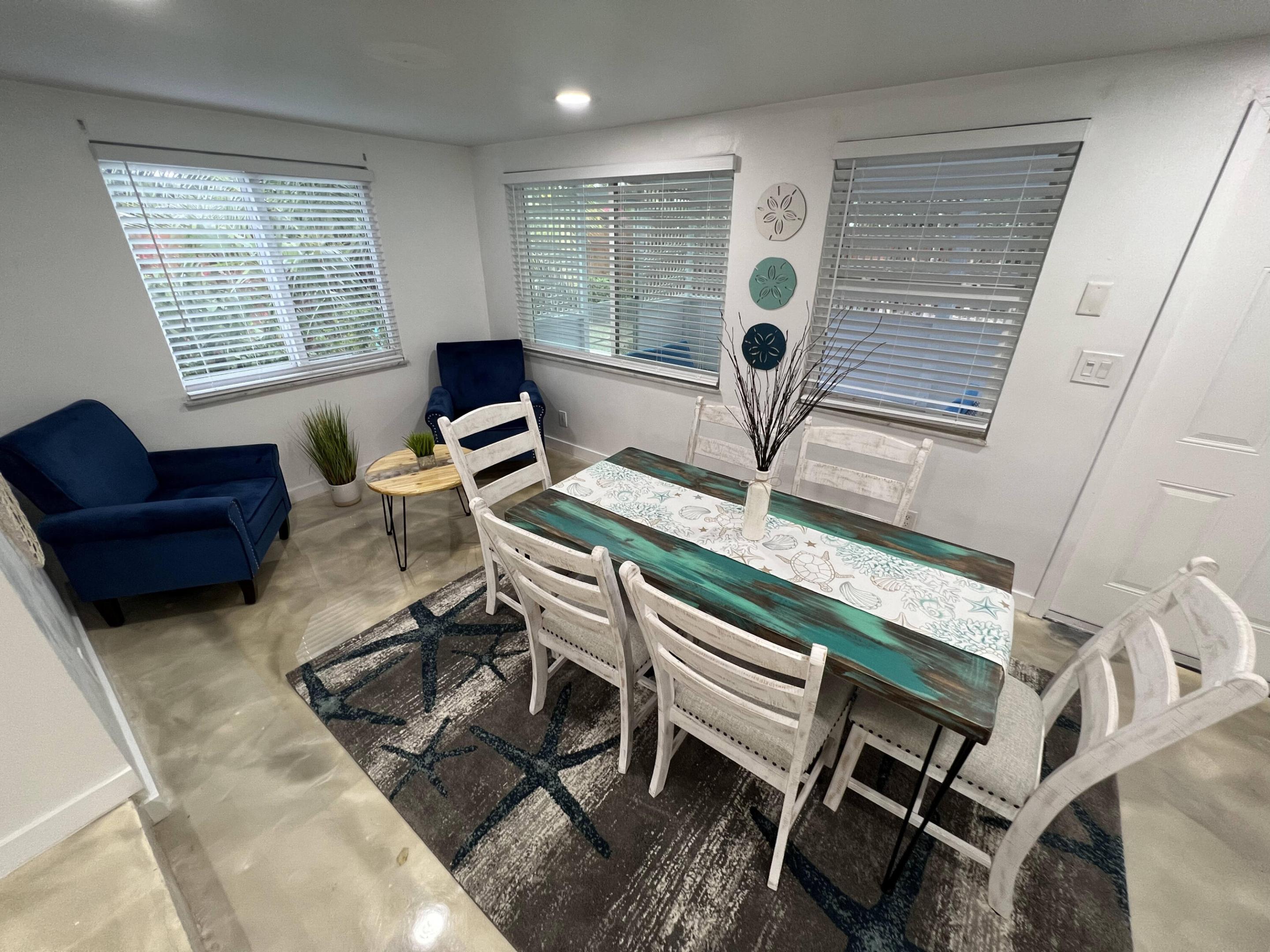 COLLIER MANOR FIRST ADD - Residential Lease