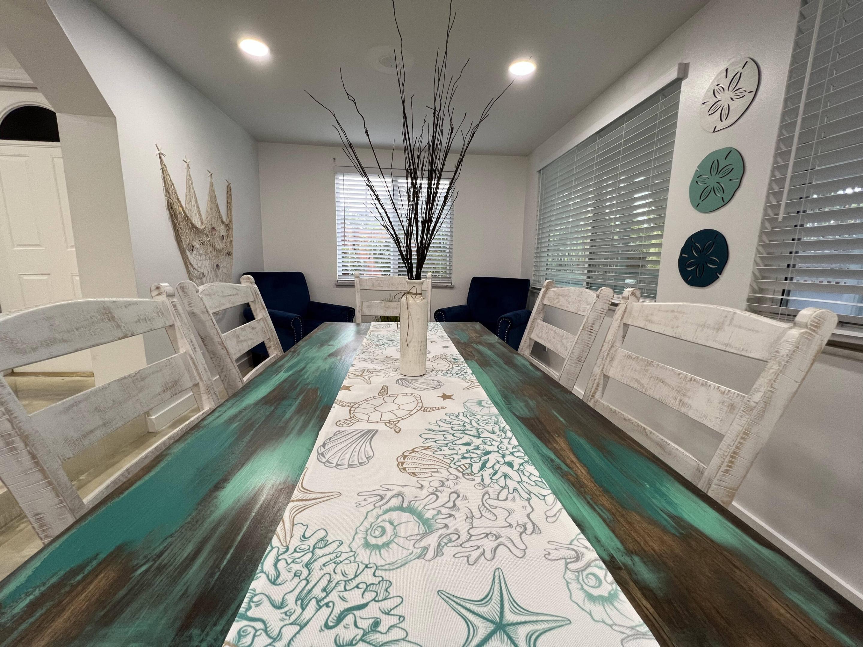 COLLIER MANOR FIRST ADD - Residential Lease