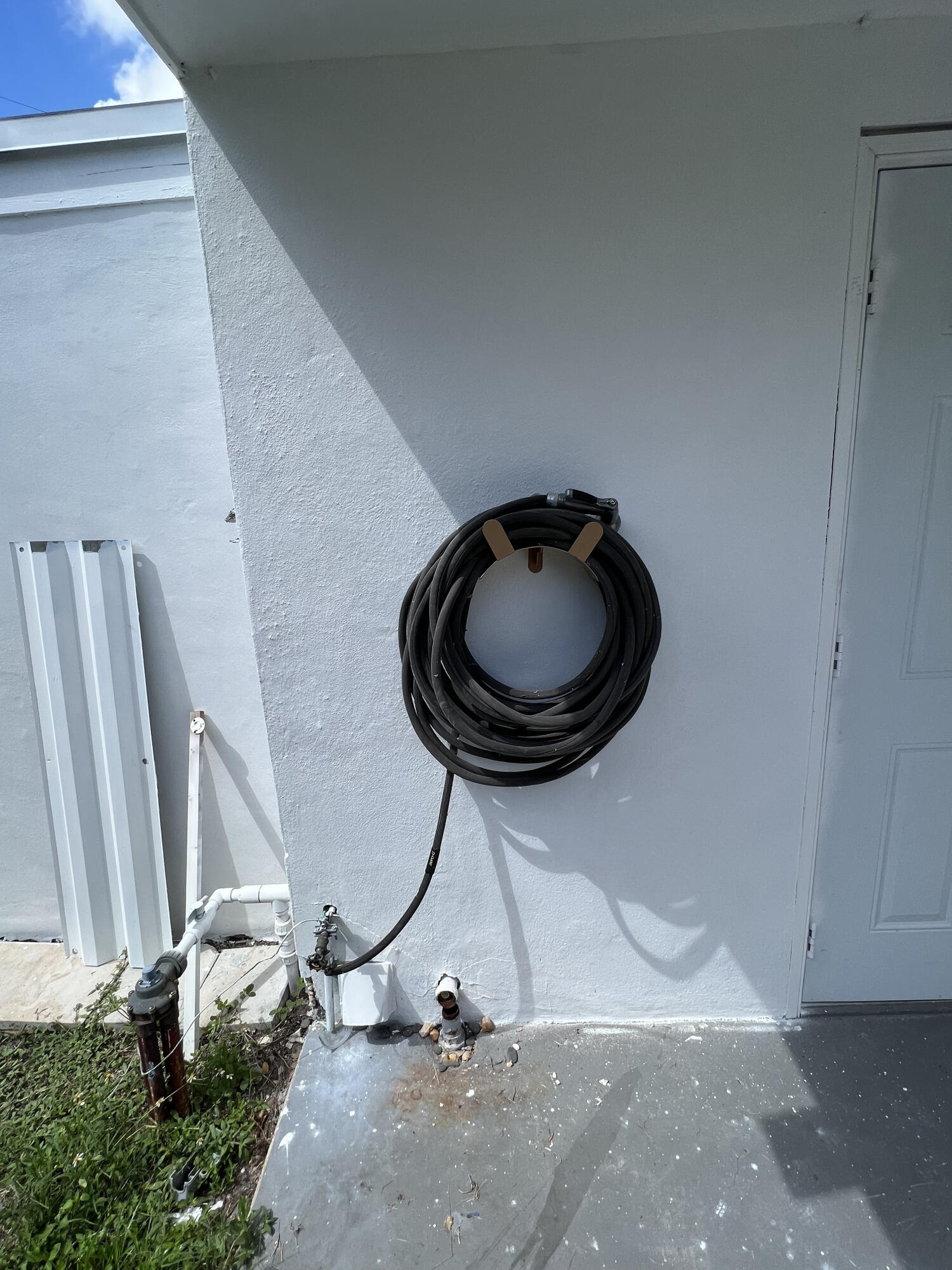 COLLIER MANOR FIRST ADD - Residential Lease