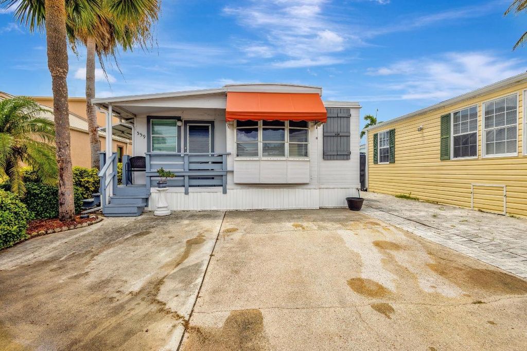 Photo of 559 Nettles Boulevard, Hutchinson Island, FL 34949 (MLS # R11105380)