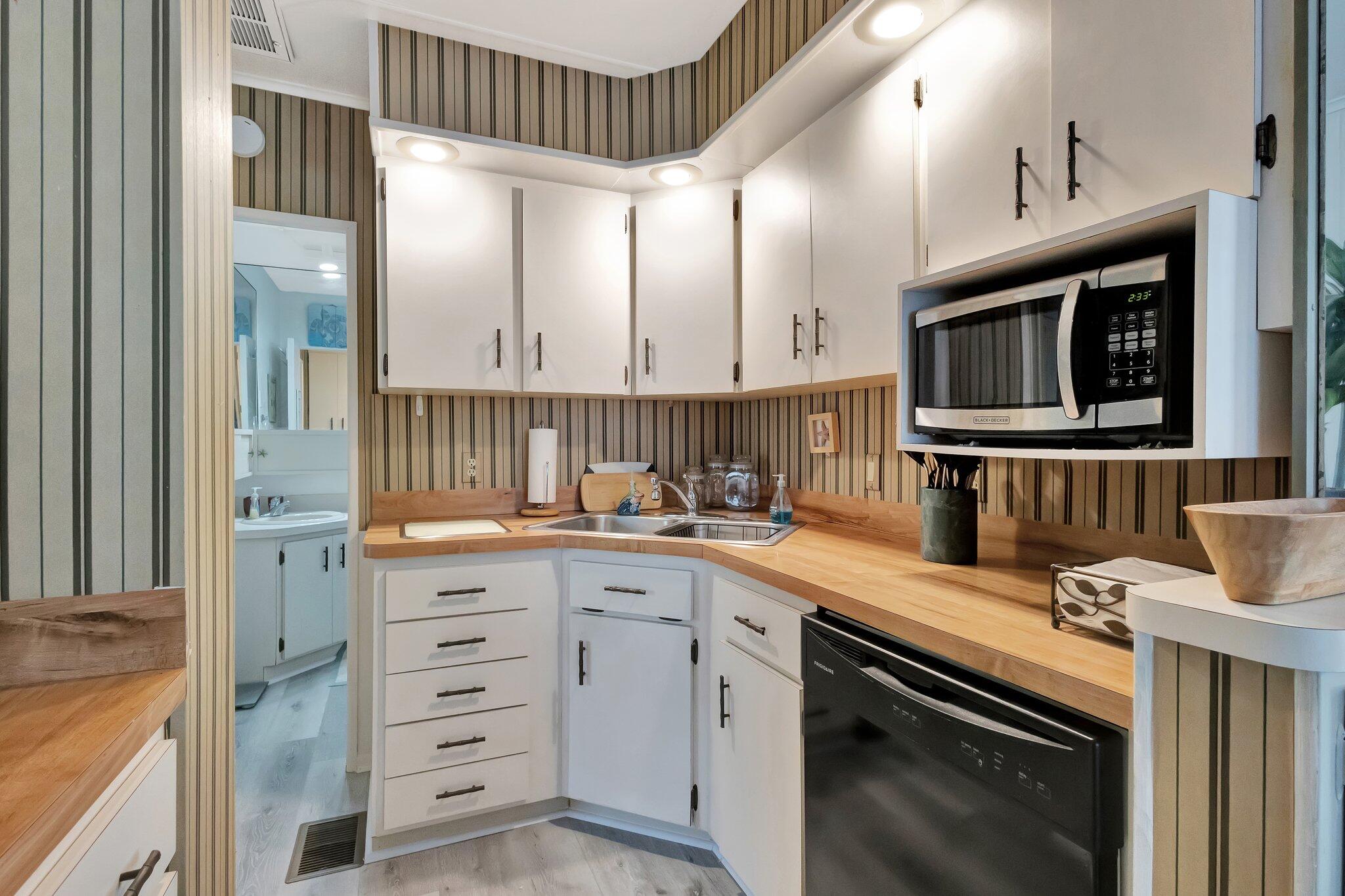 Outdoor Resorts At Nettles Island - Residential