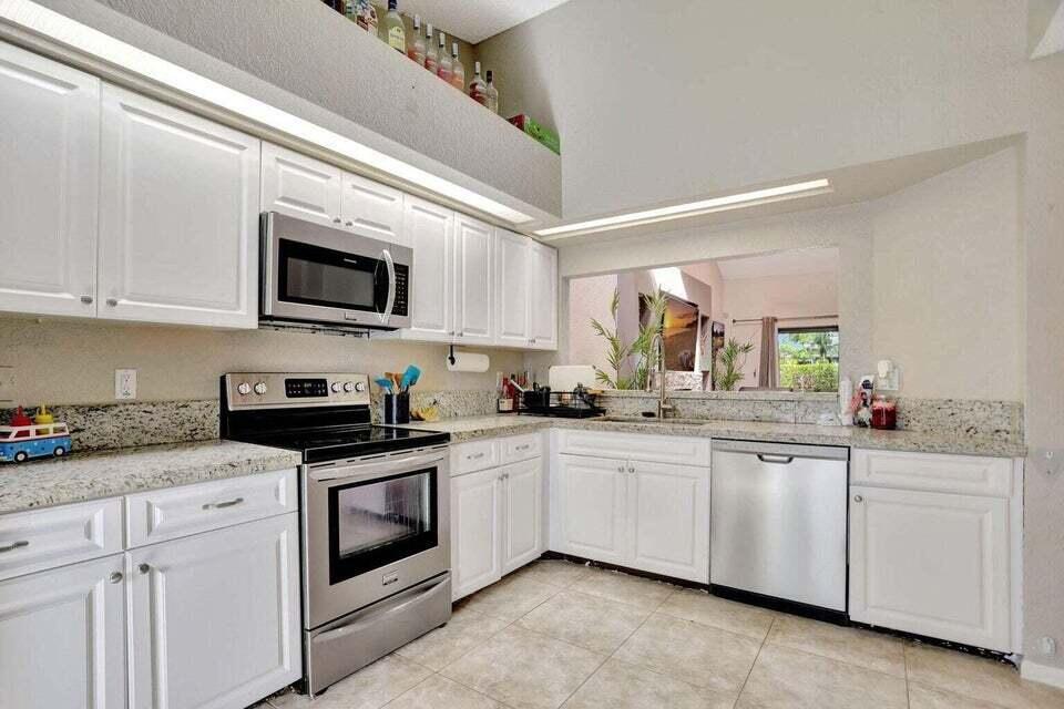 WOODMONT TRACT 48 - Residential