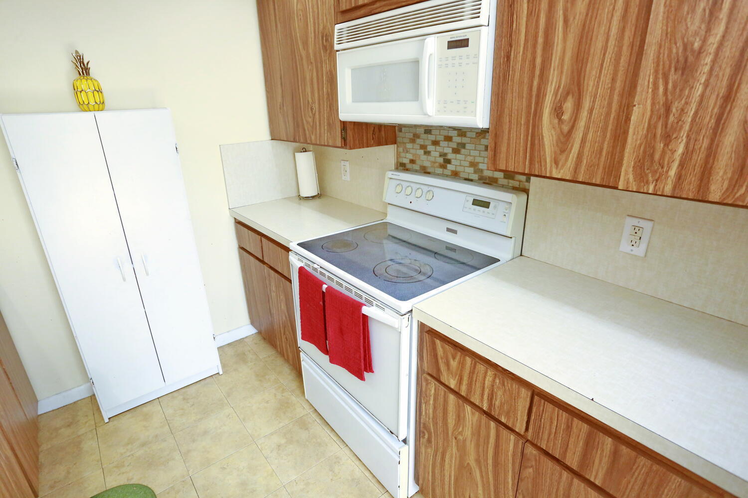 VILLAGE OF SANDALWOOD LAKES 1 - Residential