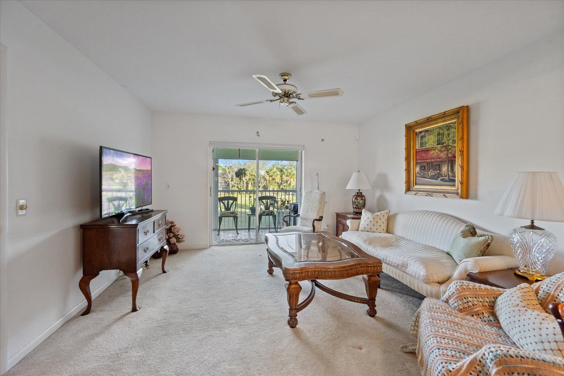 THE LITTLE CLUB CONDO - Residential