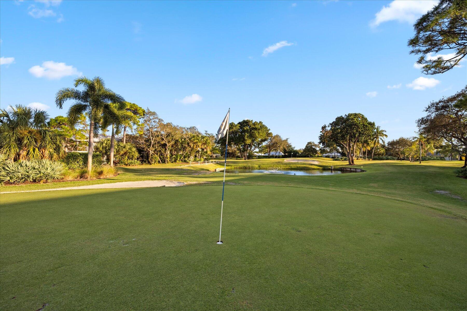 THE LITTLE CLUB CONDO - Residential