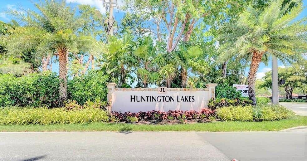 Photo of 7290 Ashford Place #404, Delray Beach, FL 33446 (MLS # B26058859)