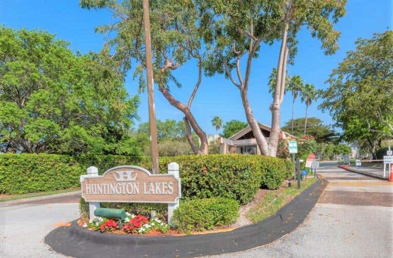Photo of 7290 Ashford Place #404, Delray Beach, FL 33446 (MLS # B26058859)