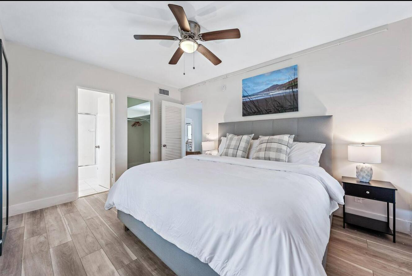 ROMAINE INC - Residential Lease