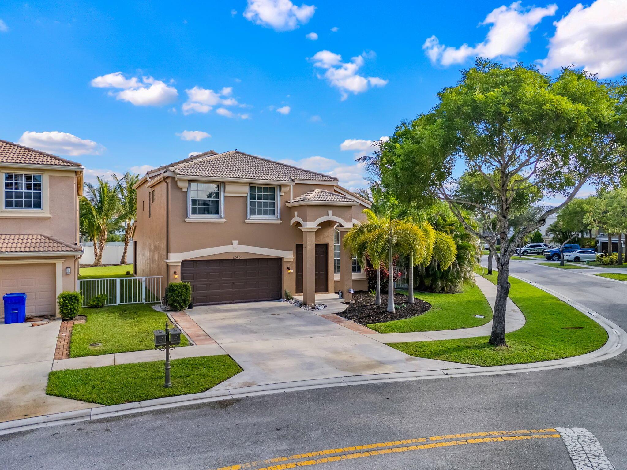 1245 Oakwater Drive