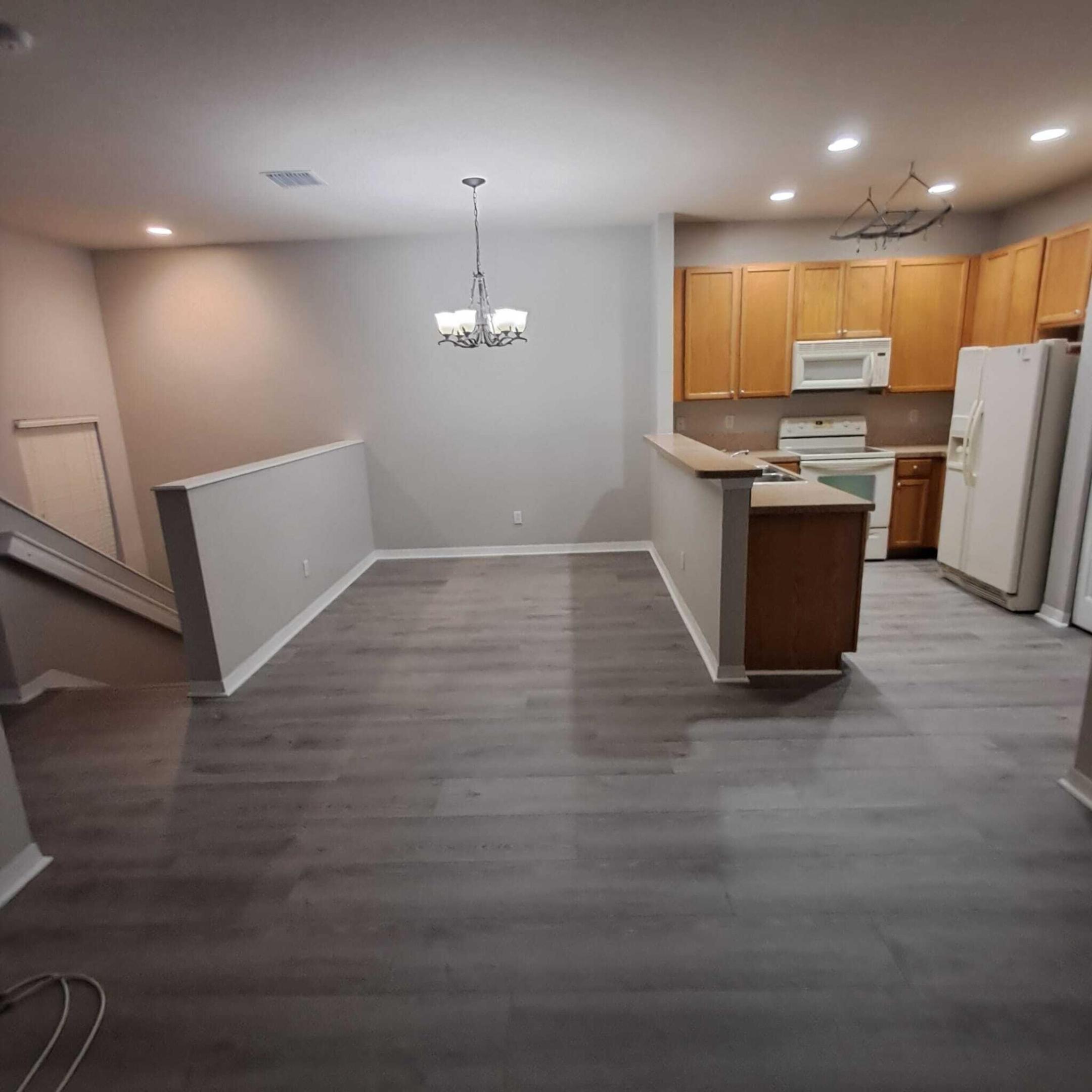 MAGNOLIA BAY CONDOMIMIUM - Residential