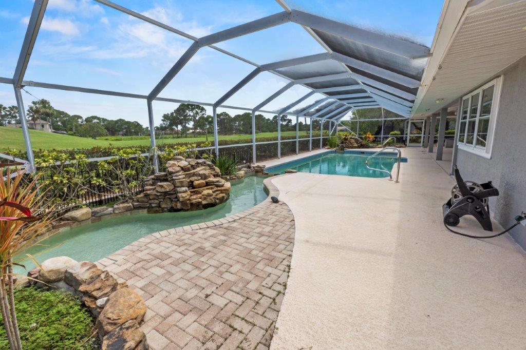 COUNTRY CLUB ESTATES PARC - Residential