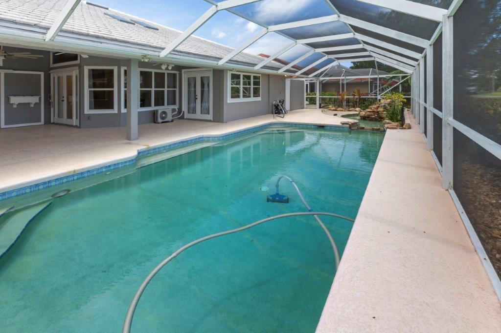 COUNTRY CLUB ESTATES PARC - Residential