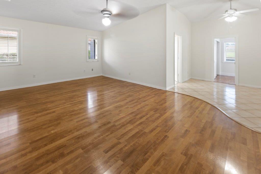 COUNTRY CLUB ESTATES PARC - Residential