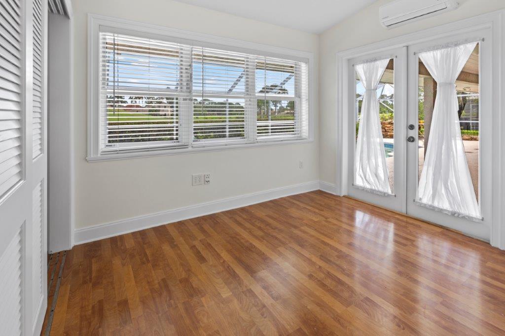 COUNTRY CLUB ESTATES PARC - Residential