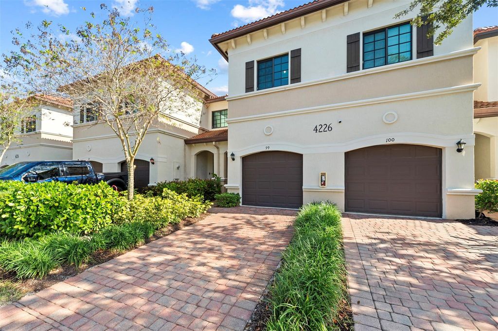 Photo of 4226 N Dixie Hwy #99, Oakland Park, FL 33334 (MLS # F10542927)