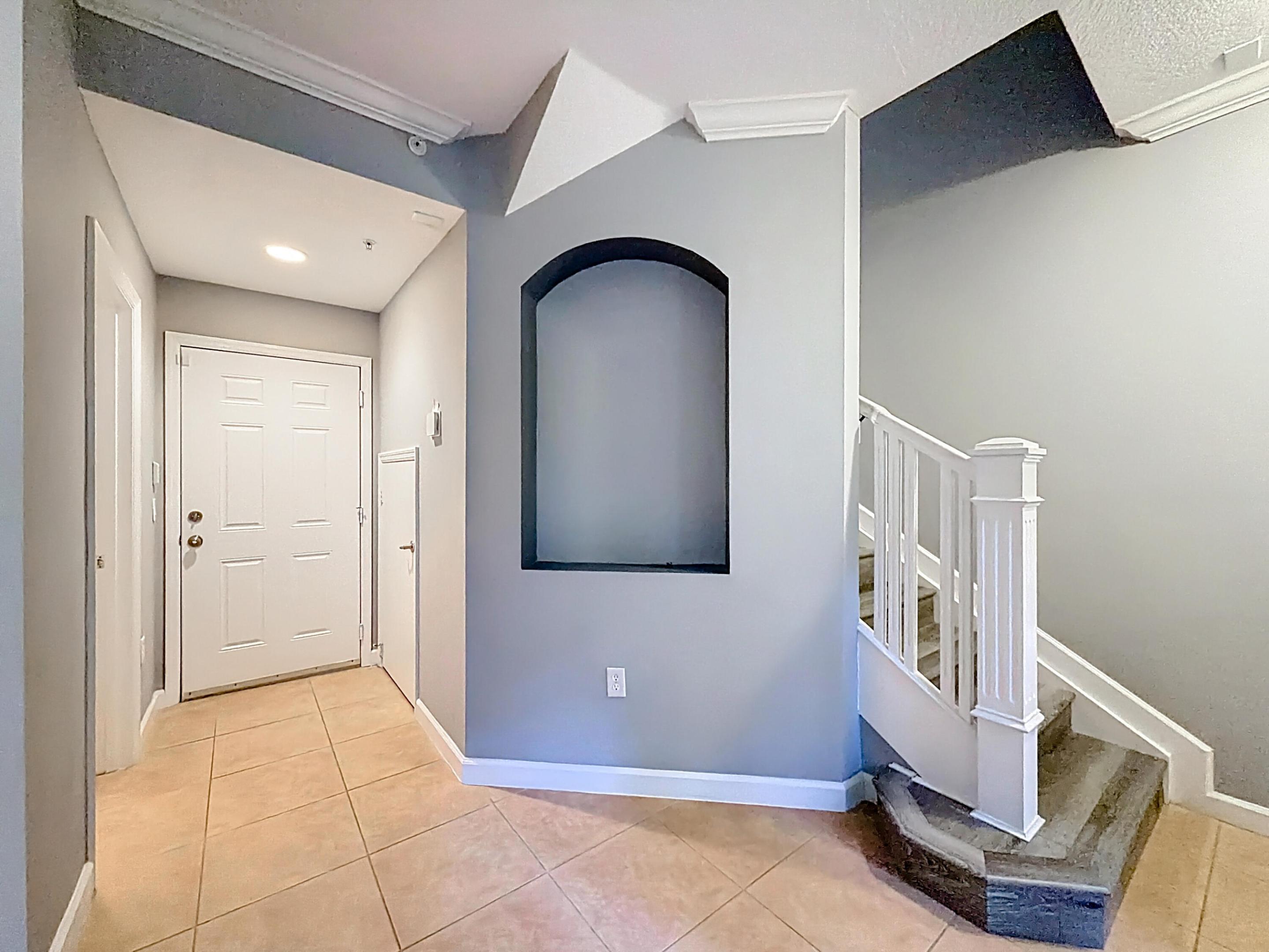 HARBOUR OAKS - Residential