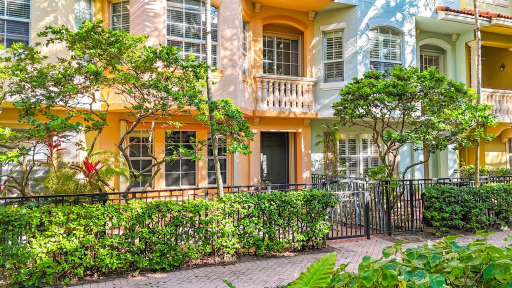 Photo of 2724 Ravella Way, Palm Beach Gardens, FL 33410 (MLS # R11144147)