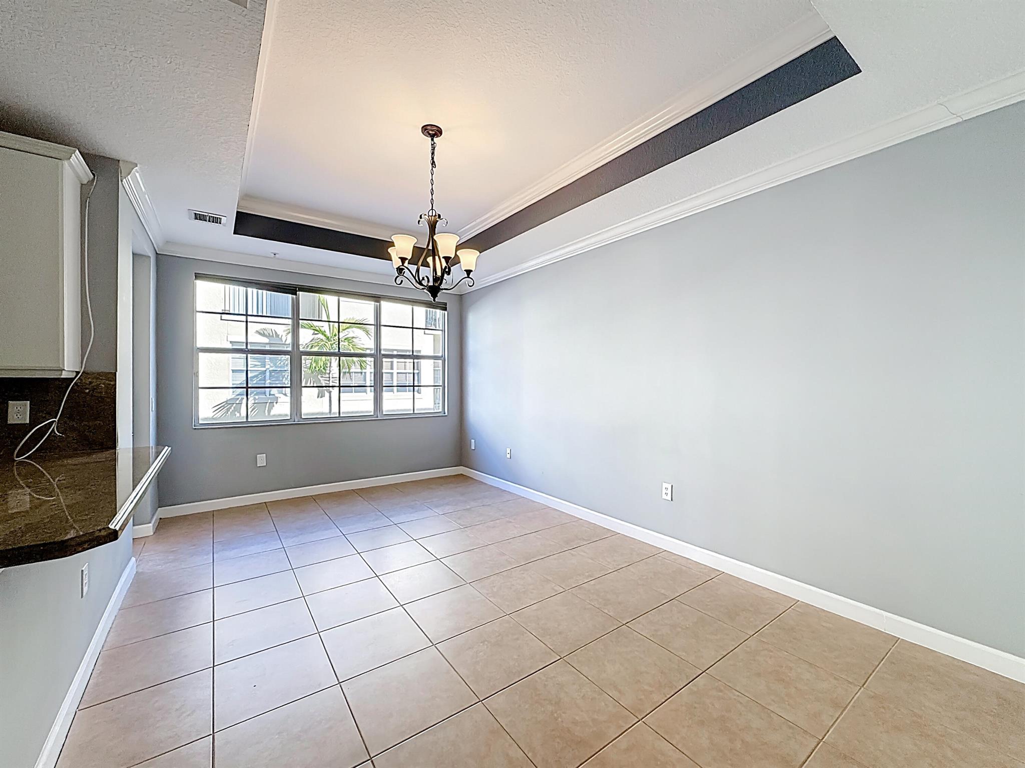 HARBOUR OAKS - Residential