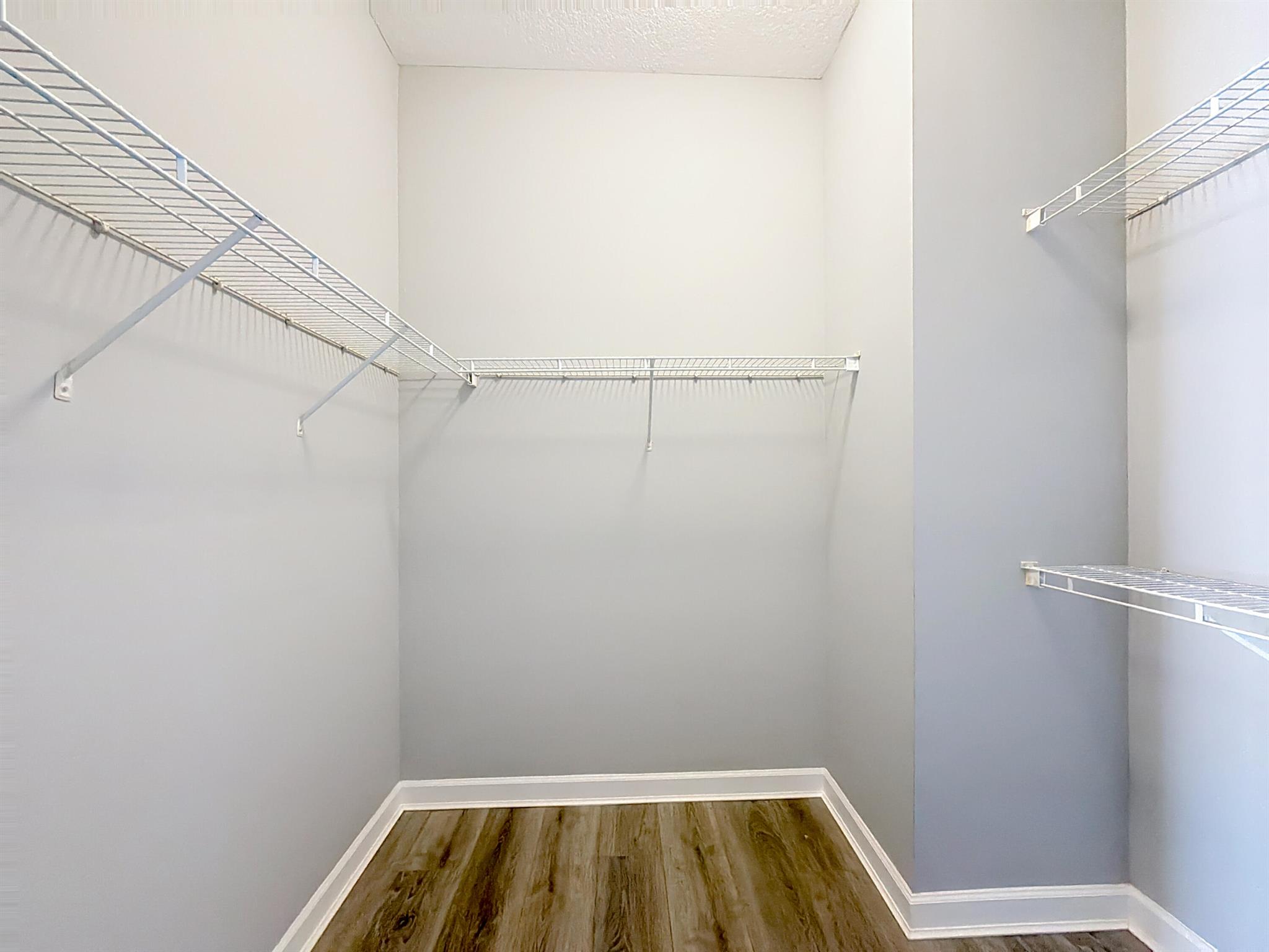 HARBOUR OAKS - Residential