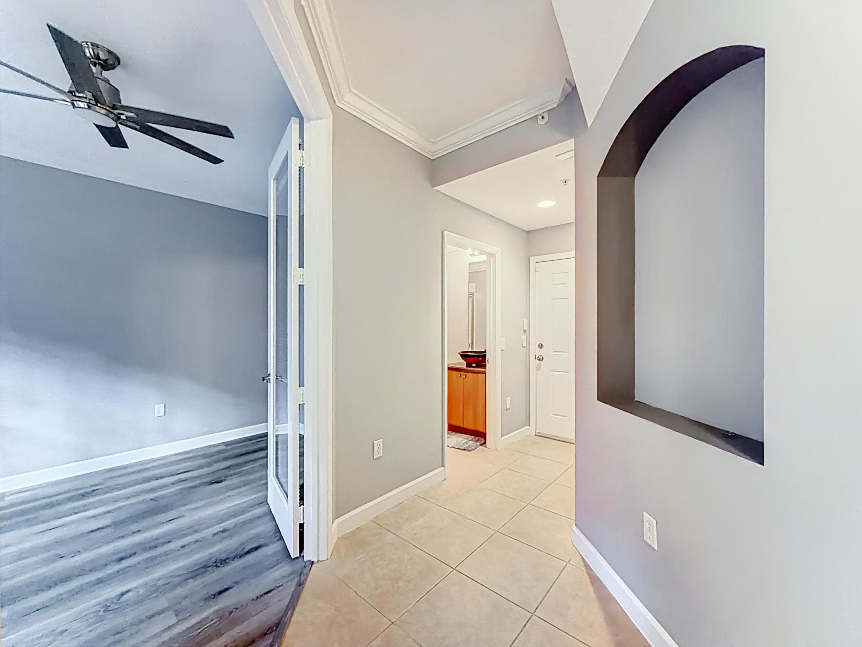 HARBOUR OAKS - Residential