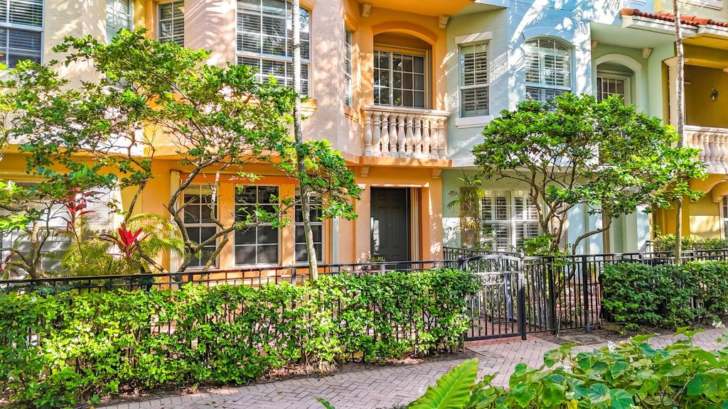 Photo of 2724 Ravella Way, Palm Beach Gardens, FL 33410 (MLS # R11144147)