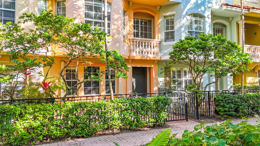 Photo of 2724 Ravella Way, Palm Beach Gardens, FL 33410 (MLS # R11144147)