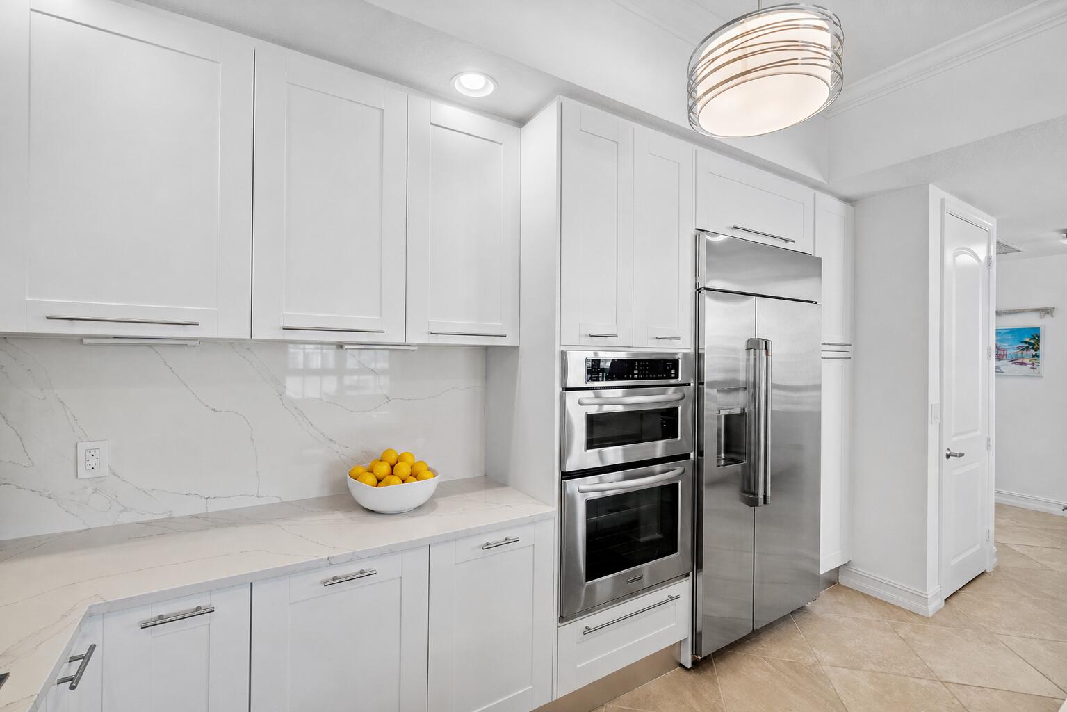 701 S Olive Avenue 1718