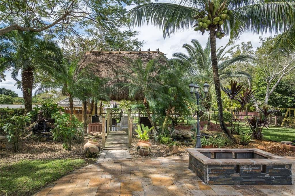 Valenzuela Parcels 170-17 - Residential