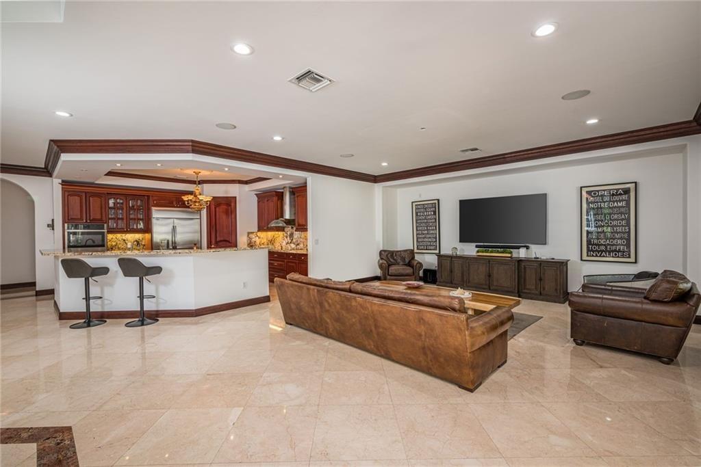 Valenzuela Parcels 170-17 - Residential