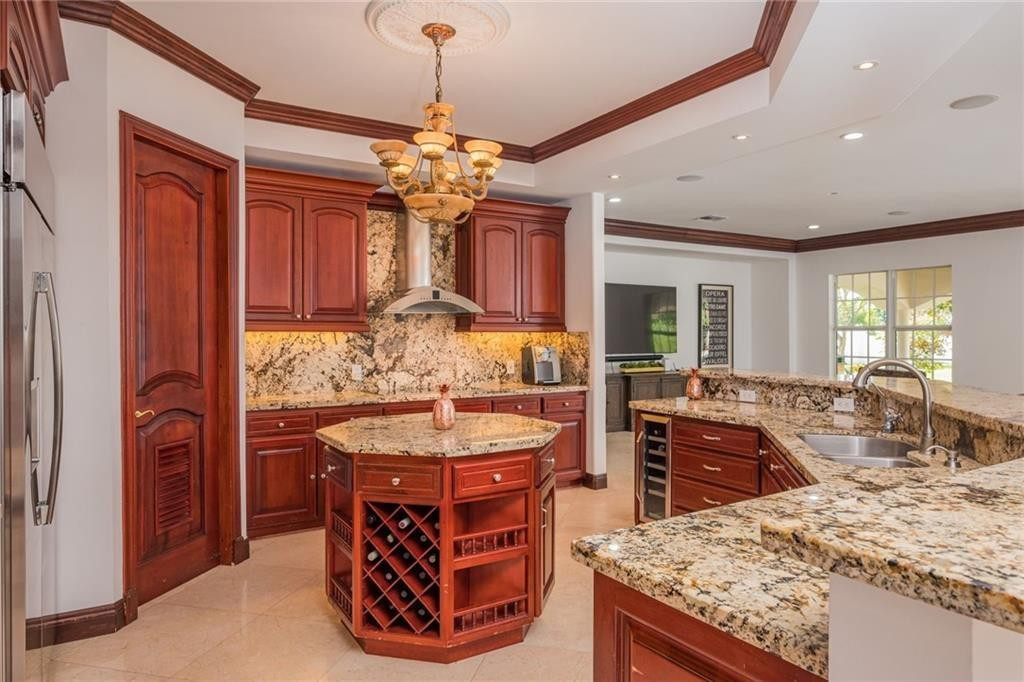 Valenzuela Parcels 170-17 - Residential