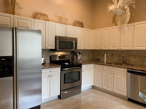 2146 Man Of War West Palm Beach FL 33411