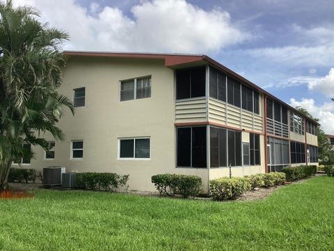 Tiny photo for 208 CHATHAM J #208, West Palm Beach, FL 33417 (MLS # B26090394)