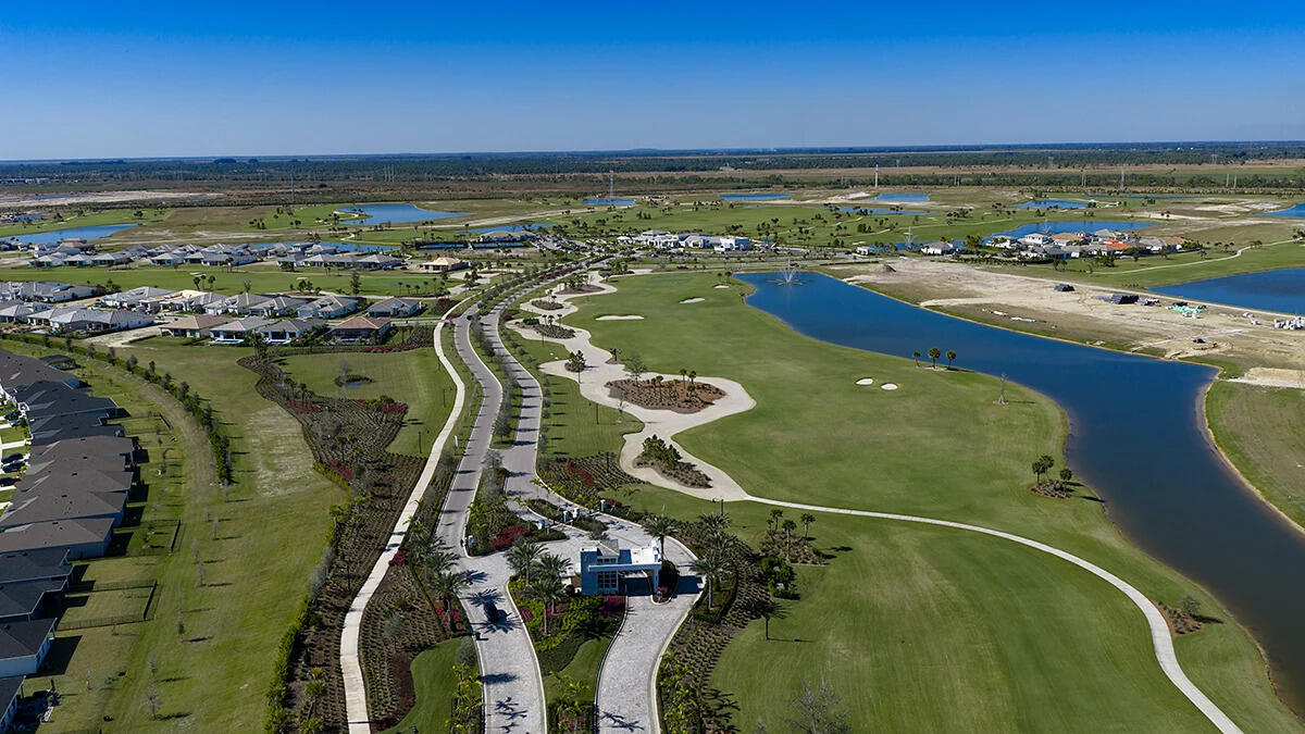ASTOR CREEK - Residential