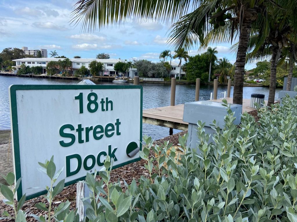 Photo of 812 NE 17th Ct, Fort Lauderdale, FL 33305 (MLS # F10538396)