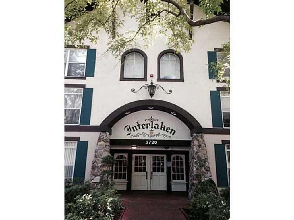 Photo of 3720 Inverrary Drive #3f, Lauderhill, FL 33319 (MLS # R10957016)