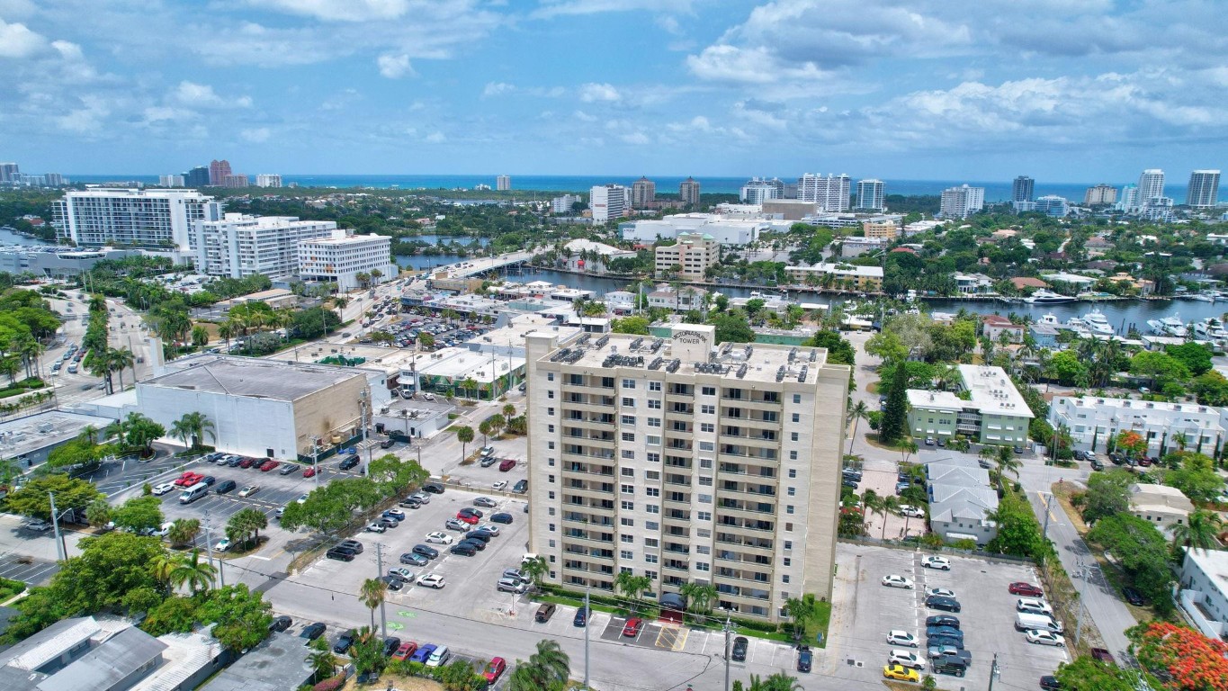 VICTORIA PARK TOWER - Residential