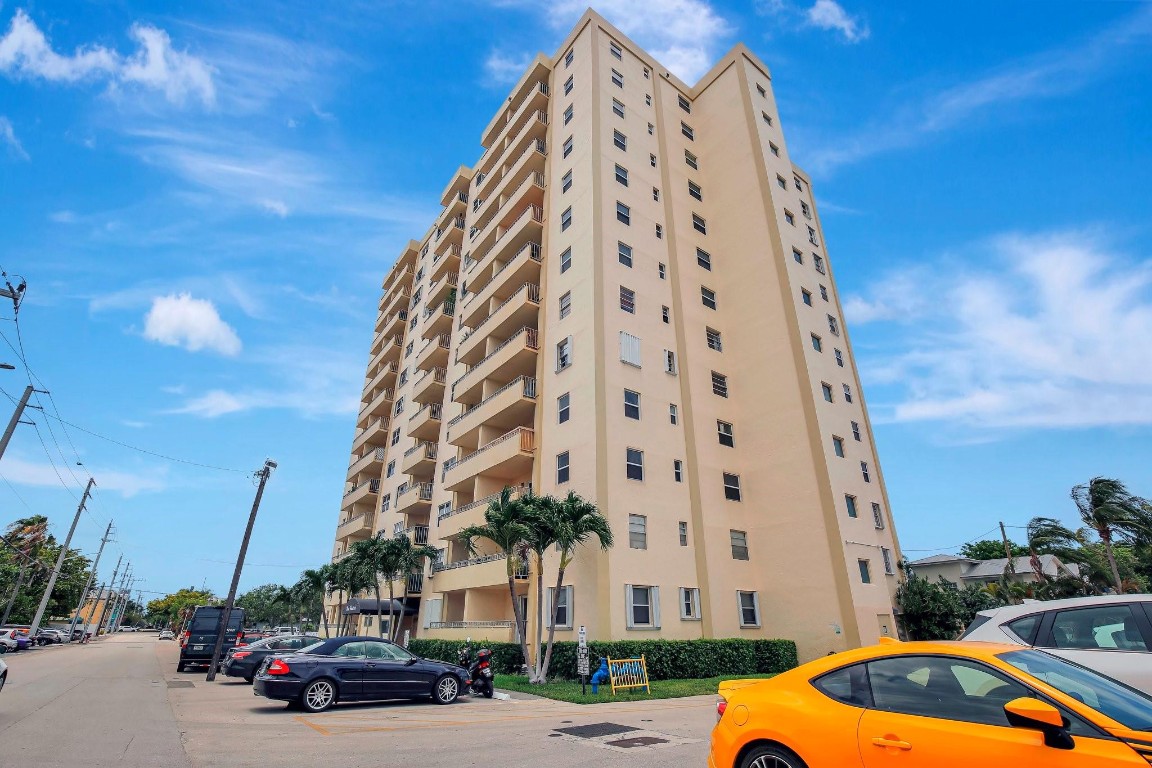 VICTORIA PARK TOWER - Residential