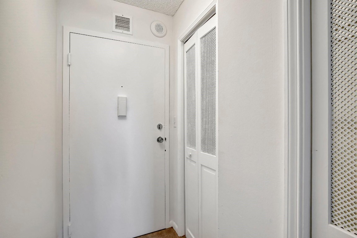 VICTORIA PARK TOWER - Residential