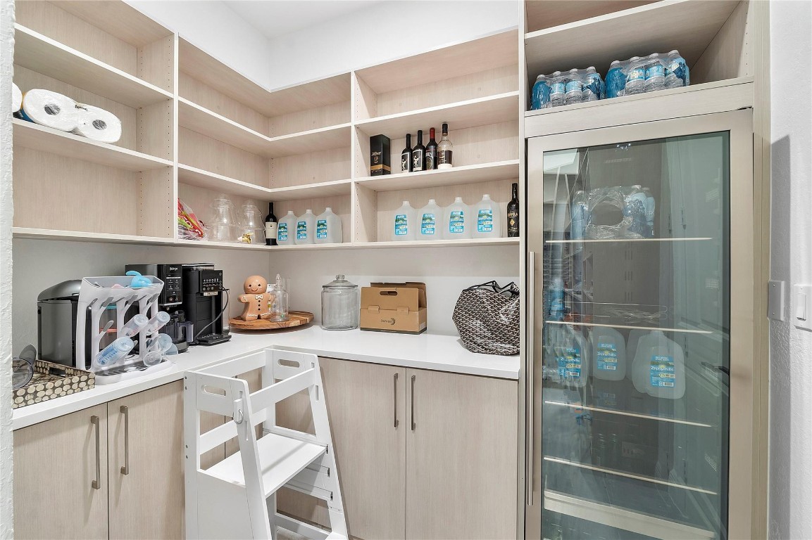 PARKLAND BAY - Residential