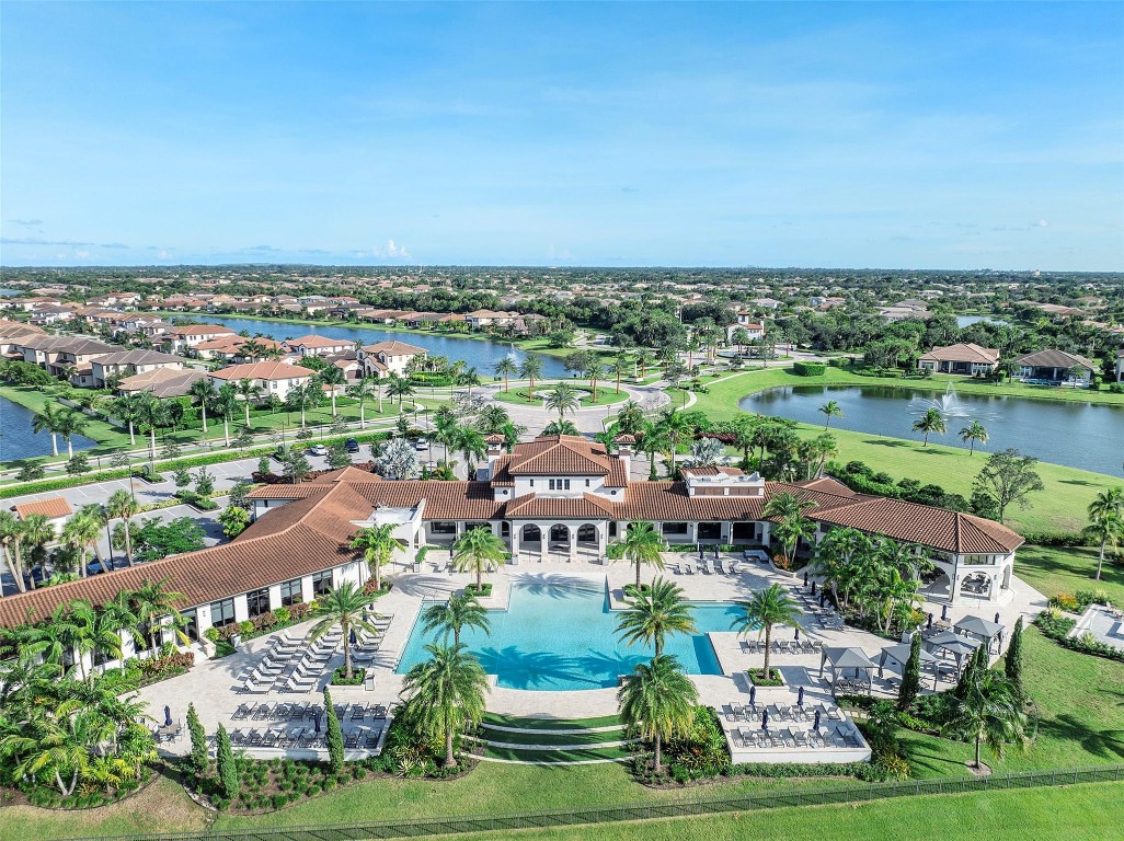 PARKLAND BAY - Residential