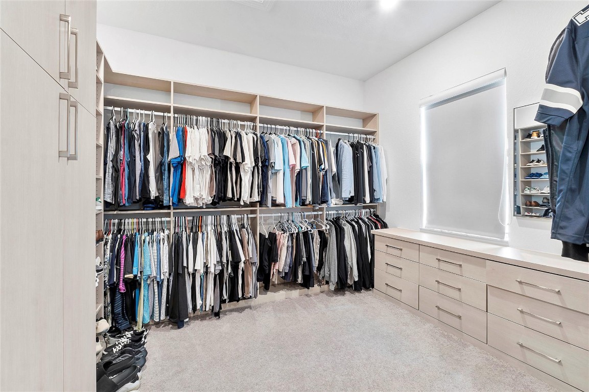 PARKLAND BAY - Residential